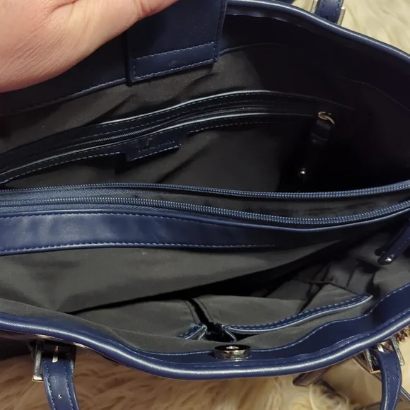 Blue Nine West bag purse tote with Id card hang tag - Picture 5 of 6